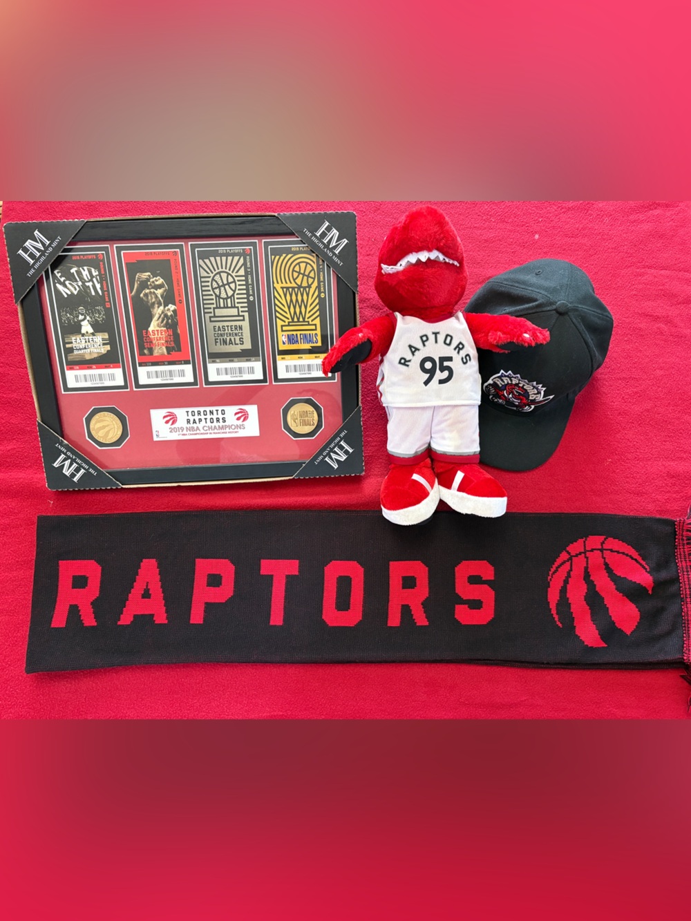 Toronto Raptors 2019 NBA Champions Ultimate Fan Collector Bundle🏀